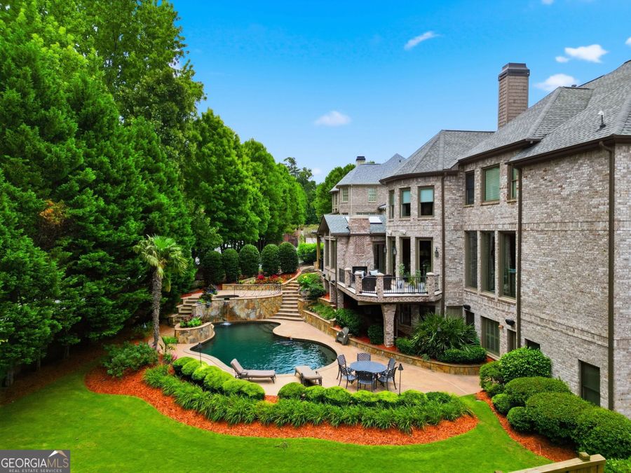 Property Image 101