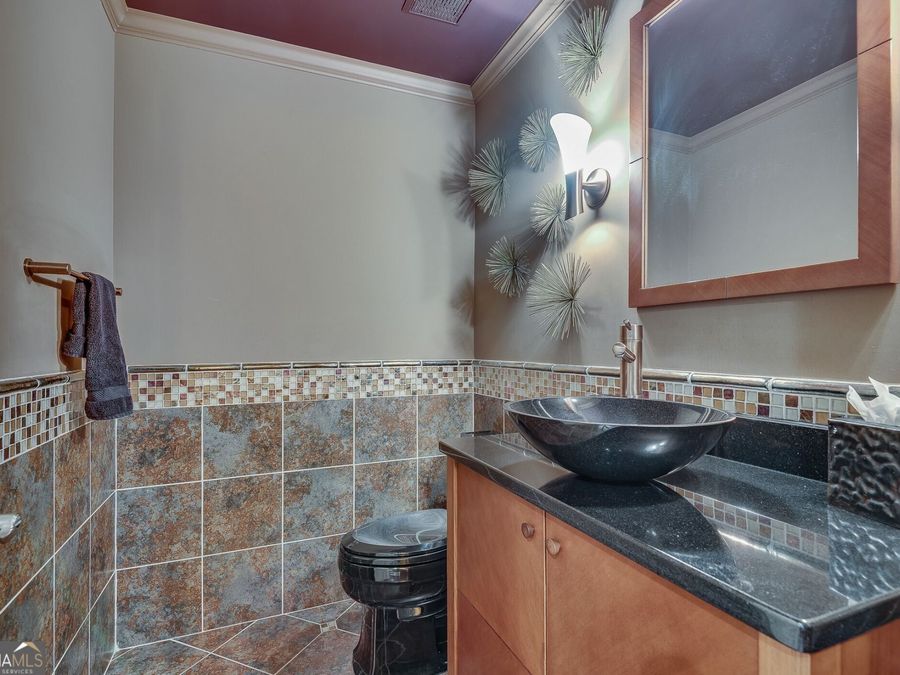 Property Image 80