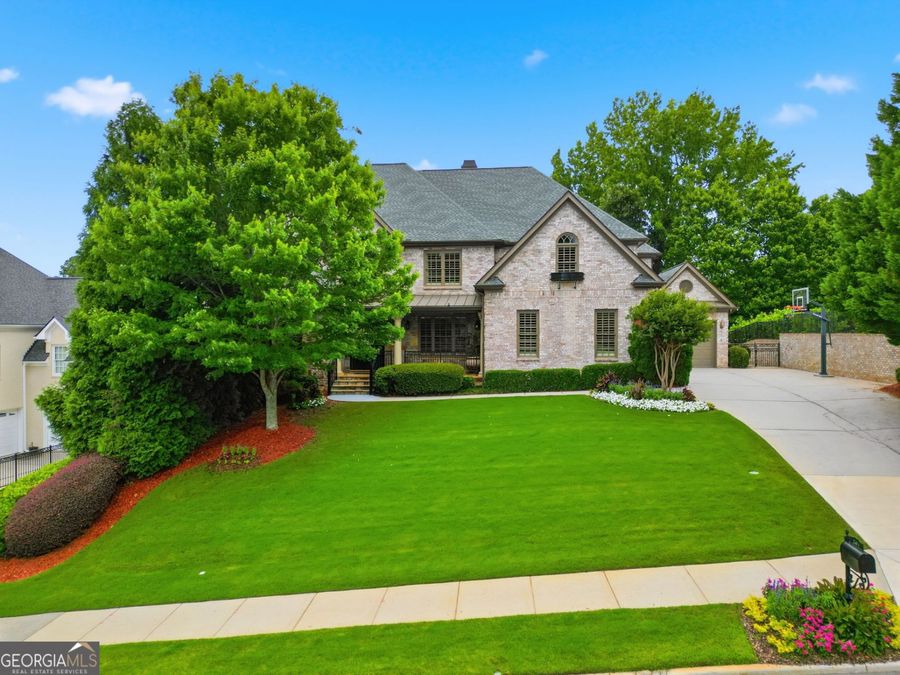 Property Image 100