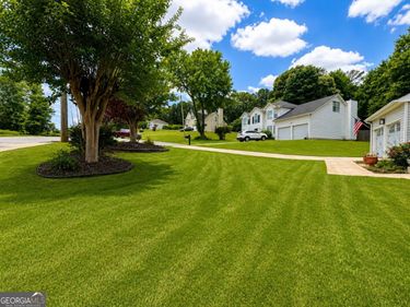 2812 Crestworth Lane, Buford, GA 30519