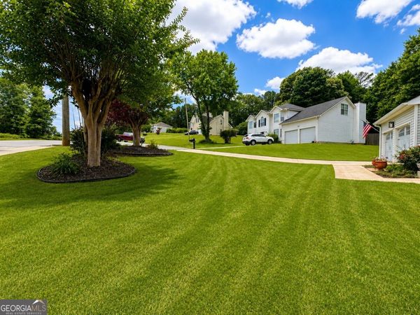 2812 Crestworth Lane, Buford, GA 30519