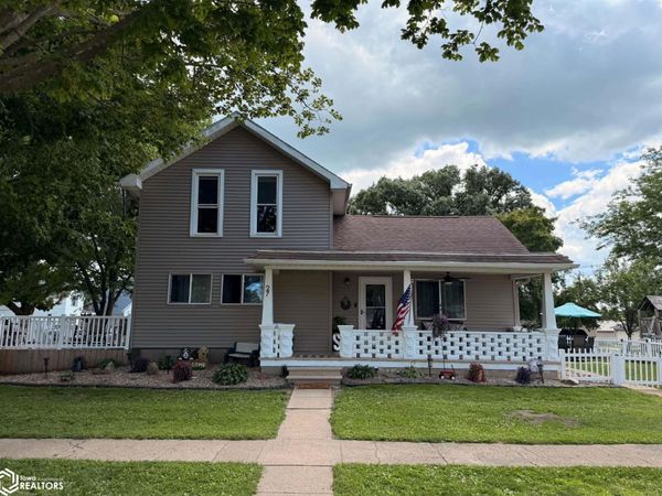 27 SE 1St Street SE, Nora Springs, IA 50458