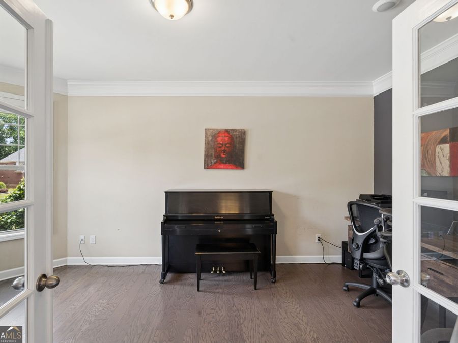 Property Image 6