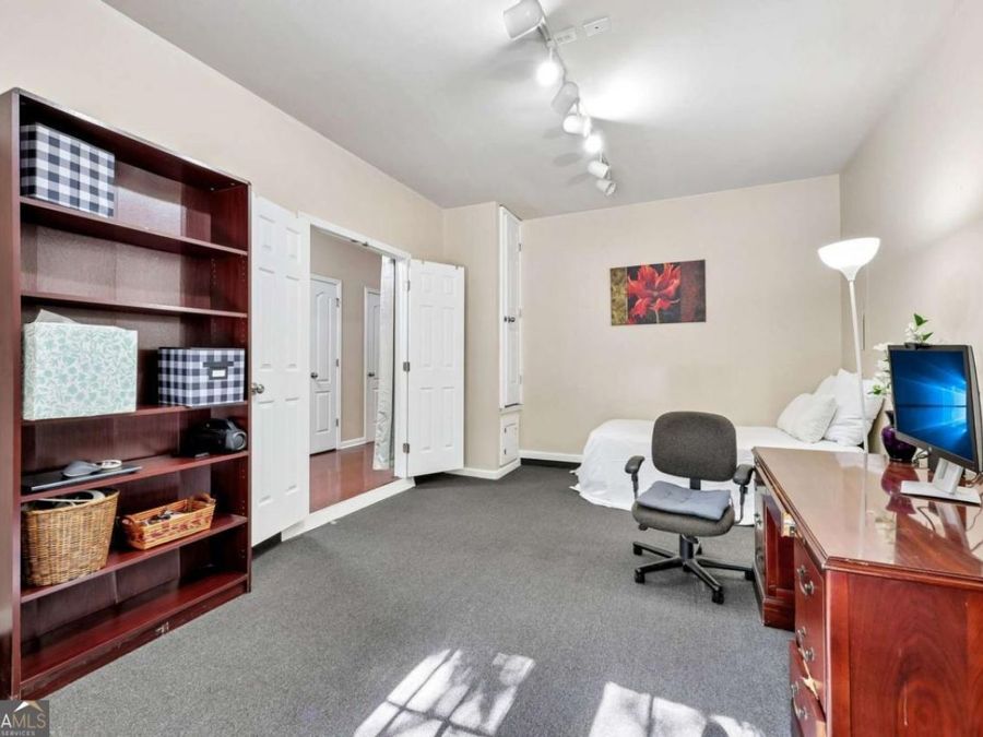 Property Image 22