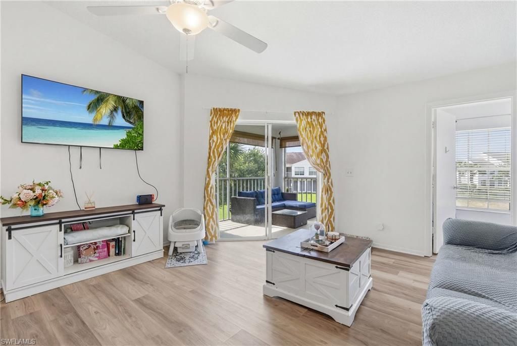 132 Santa Clara Dr, Unit 10, Naples, FL 34104 Photo