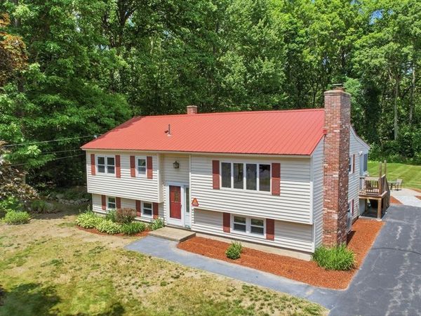 335 Pelham Rd, Dracut, MA 01826