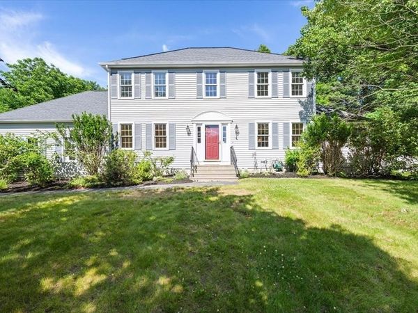 20 Josiah Drive, Upton, MA 01568