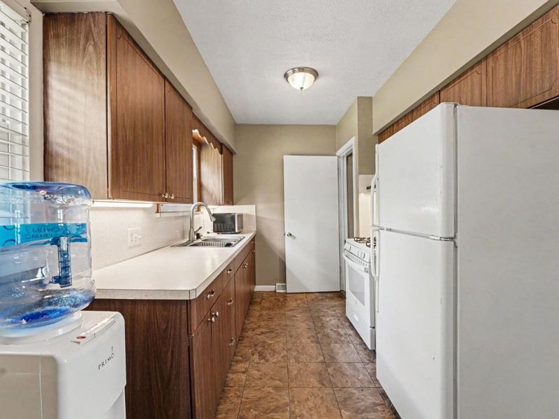 1608 E. McpPherson Highway, Clyde, OH 43410 Photo 9