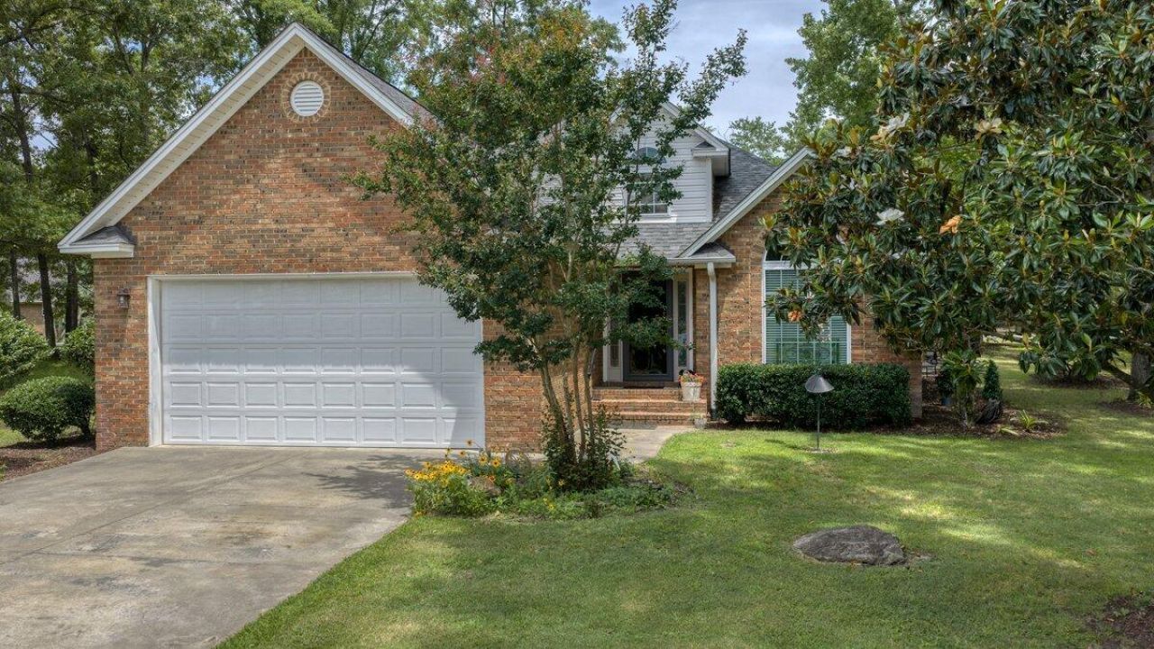 256 Ridge Lake Drive Photo 1