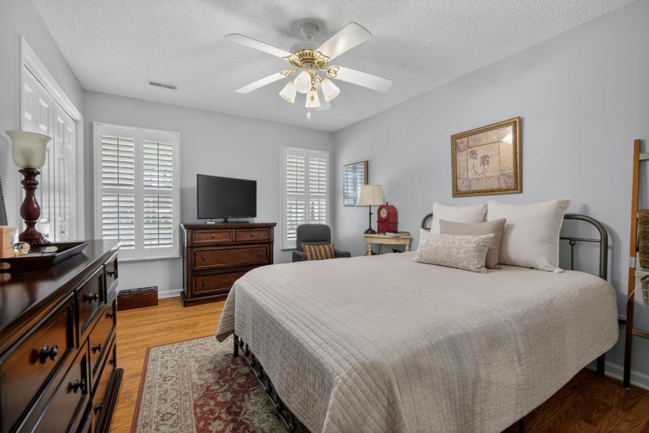 256 Ridge Lake Drive Photo 24