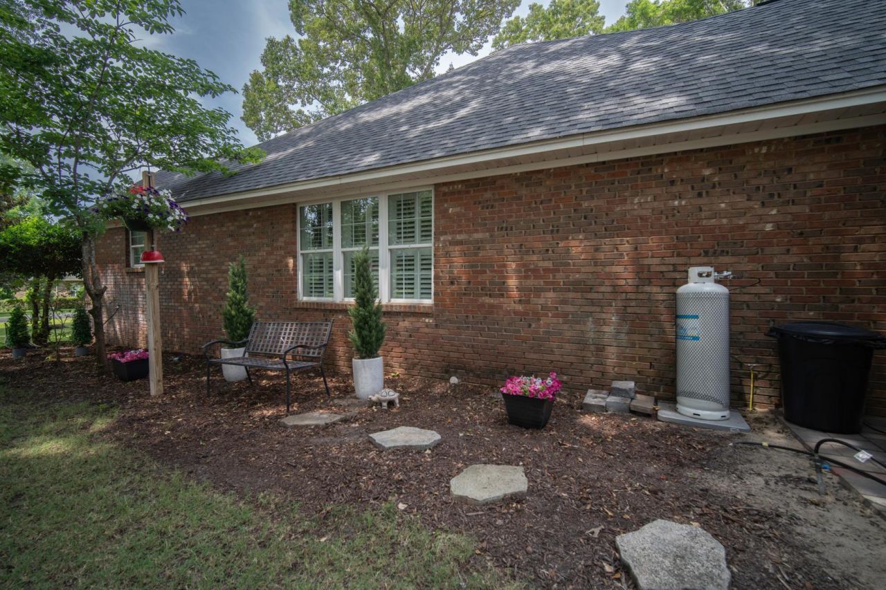 256 Ridge Lake Drive Photo 5
