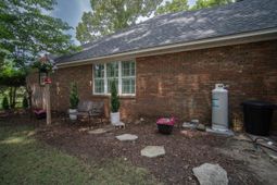 256 Ridge Lake Drive photo 4