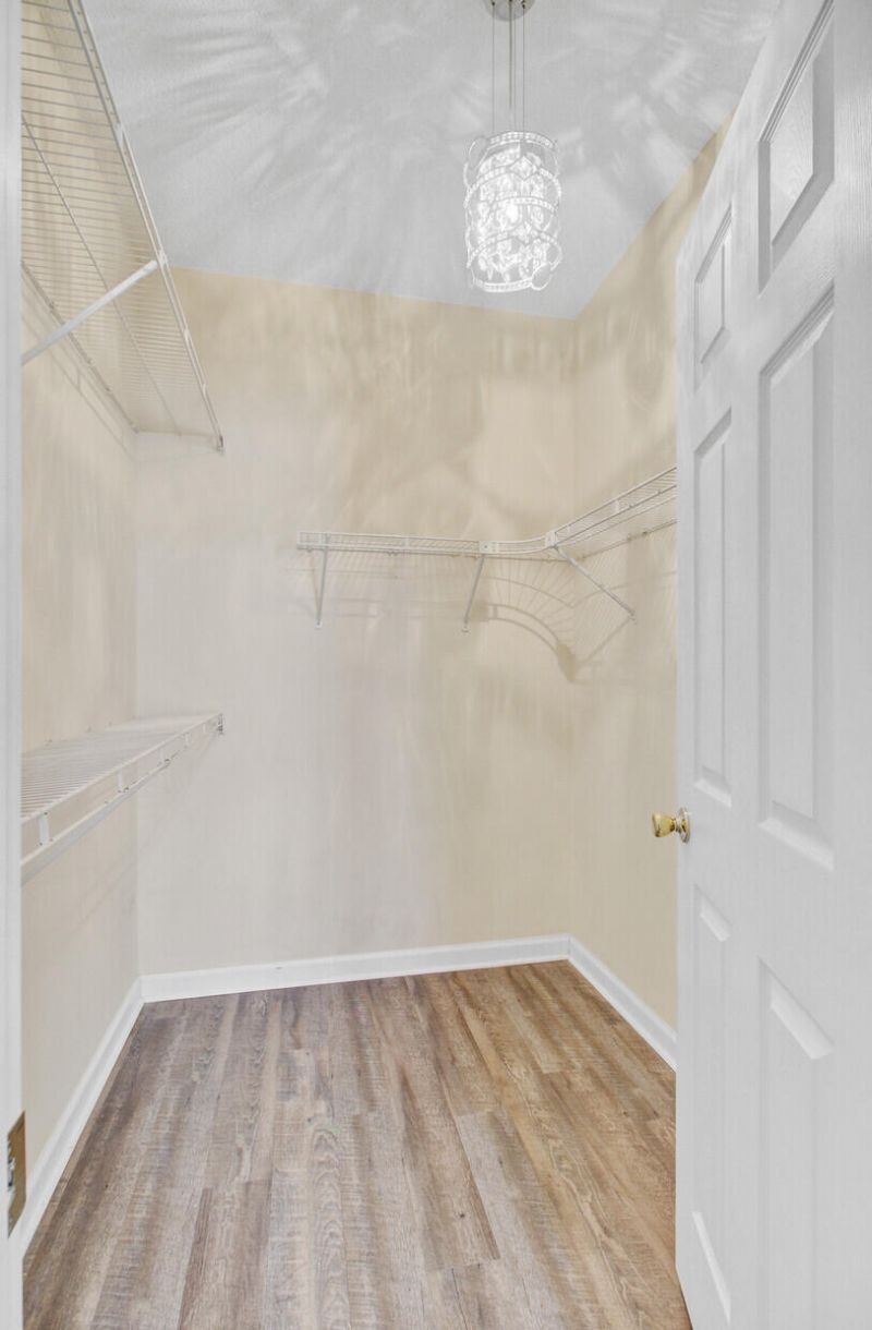 100 Bridgetown Road Photo 21