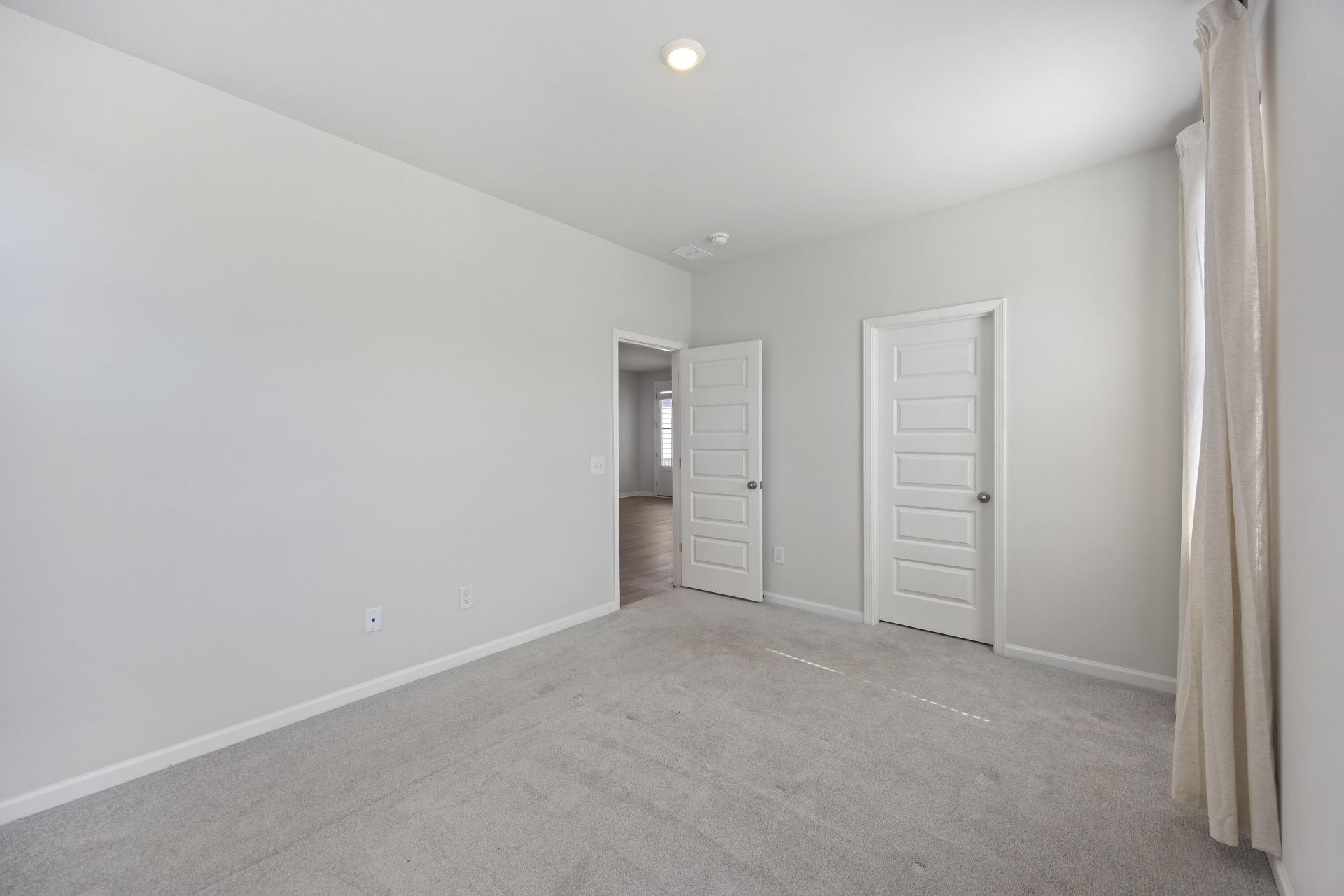 1014 Shore Lap Street Photo 33