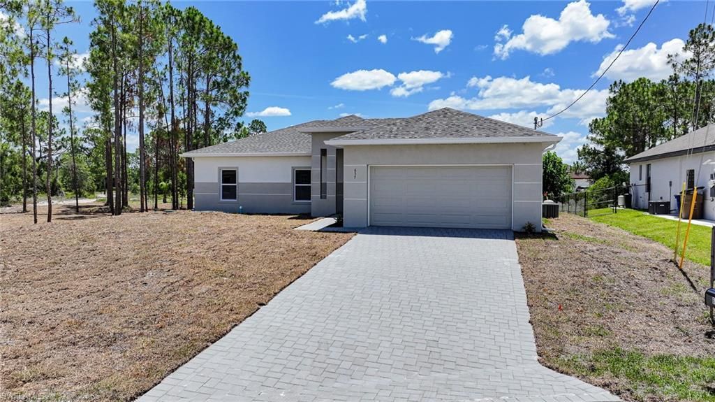 657 Crabtree Ct, Lehigh Acres, FL 33974 Photo
