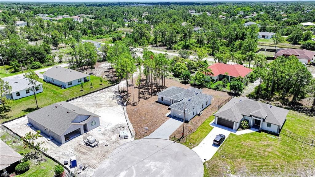 657 Crabtree Ct, Lehigh Acres, FL 33974 Photo