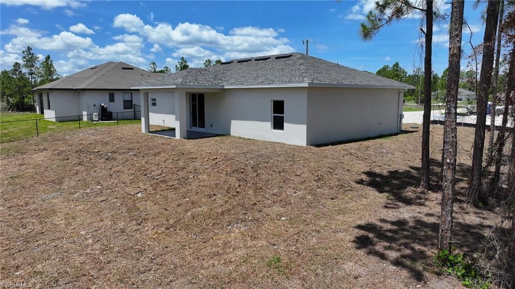 657 Crabtree Ct, Lehigh Acres, FL 33974 Photo