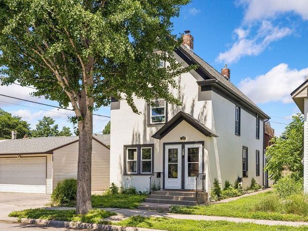 671 Spring Street NE, Minneapolis, MN 55413
