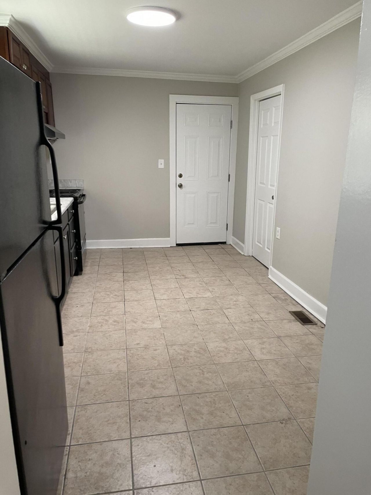 4925 Piedmont Avenue  Photo 28