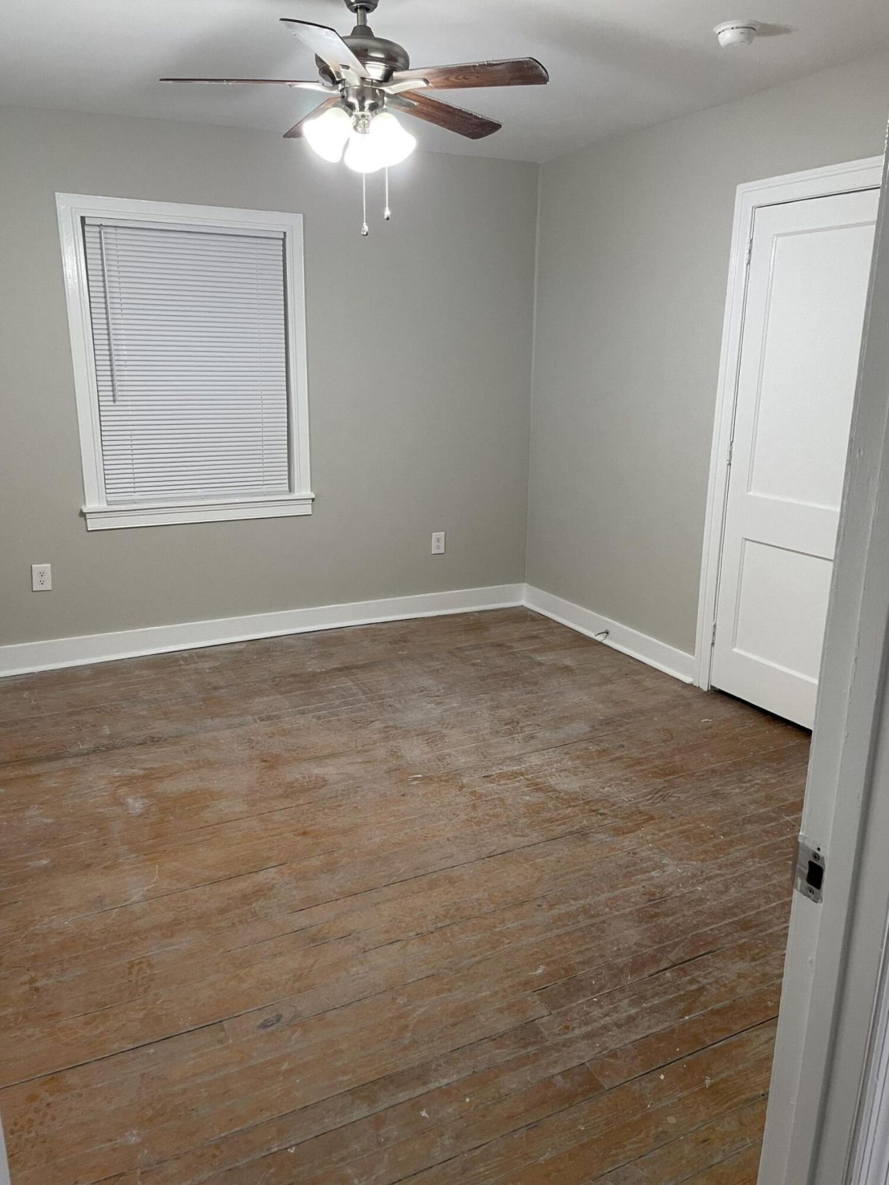 4925 Piedmont Avenue  Photo 31