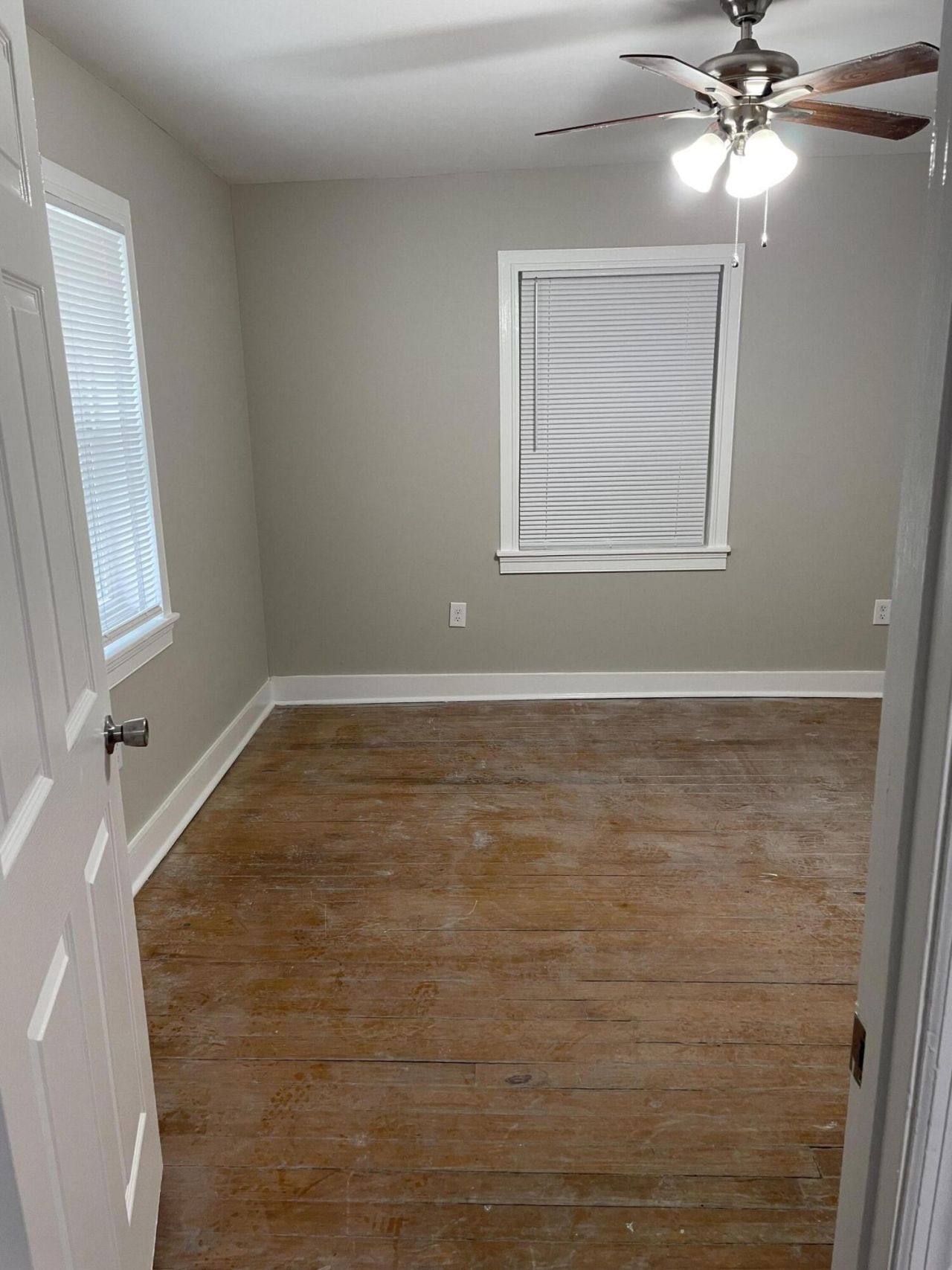 4925 Piedmont Avenue  Photo 32