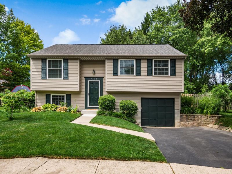 7333 Schoolcraft Lane, Columbus, OH 43235 Photo 1