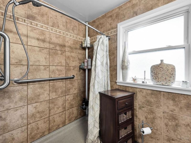 6764 Fath, Cincinnati, OH 45239 Photo 24