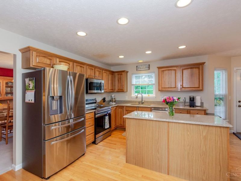 2135 Wedgewood Drive, Beavercreek, OH 45434 Photo 18