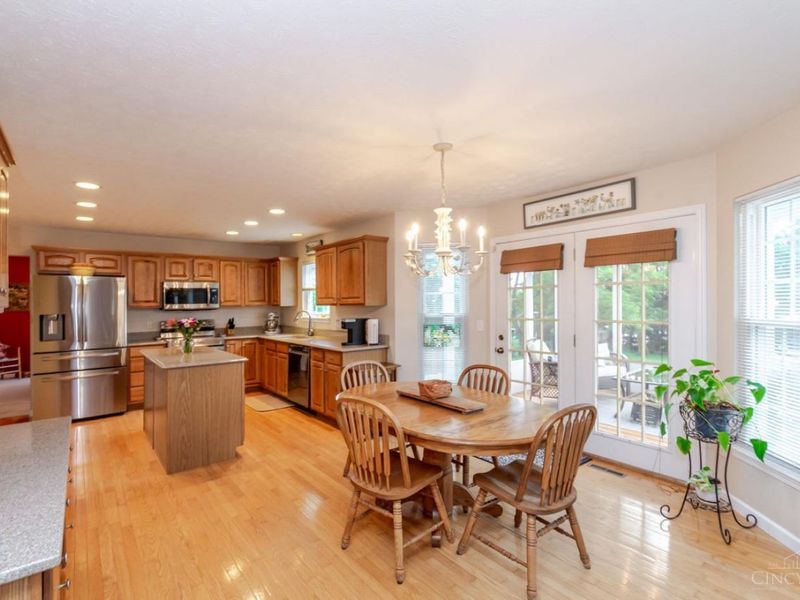 2135 Wedgewood Drive, Beavercreek, OH 45434 Photo 22