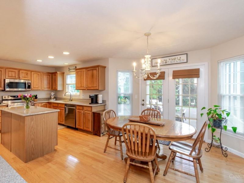2135 Wedgewood Drive, Beavercreek, OH 45434 Photo 24