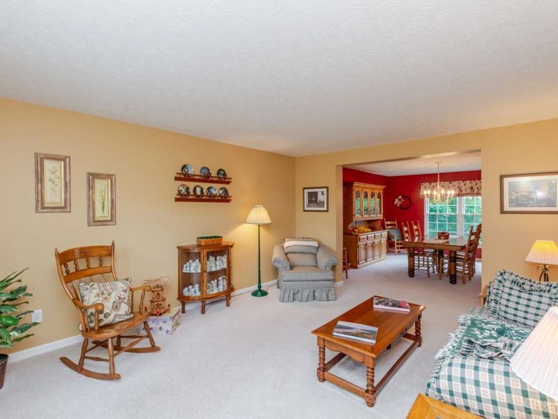 2135 Wedgewood Drive, Beavercreek, OH 45434 Photo 3