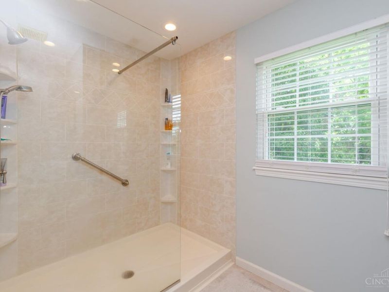 2135 Wedgewood Drive, Beavercreek, OH 45434 Photo 5