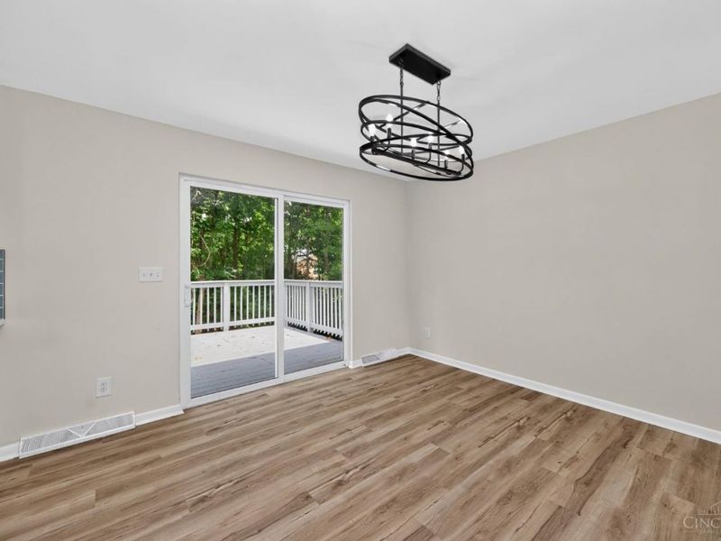 4074 E Kemper Road, Sharonville, OH 45241 Photo 14