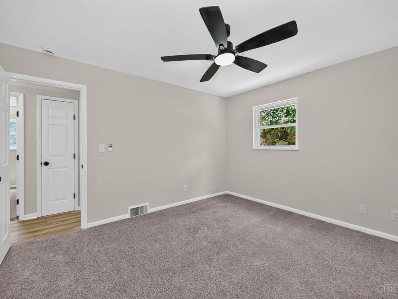 4074 E Kemper Road, Sharonville, OH 45241 Photo 24