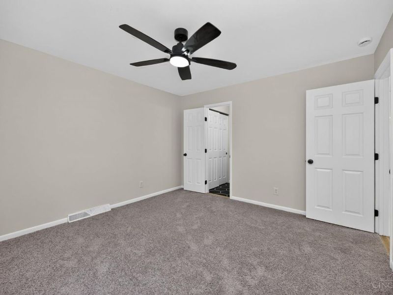 4074 E Kemper Road, Sharonville, OH 45241 Photo 25