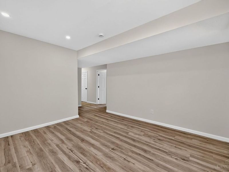 4074 E Kemper Road, Sharonville, OH 45241 Photo 28