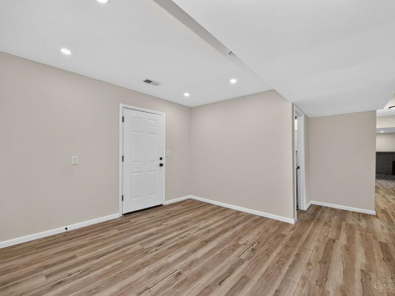 4074 E Kemper Road, Sharonville, OH 45241 Photo 29
