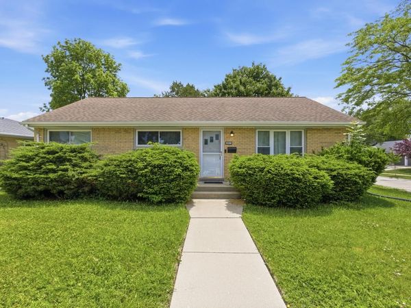 3851 E Elser AVENUE, Cudahy, WI 53110