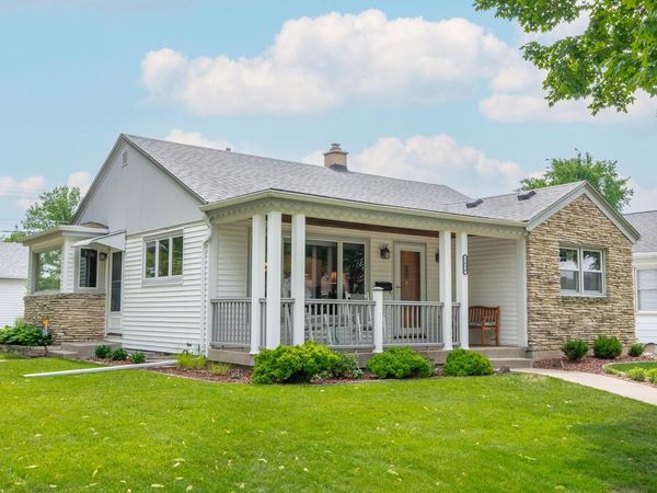 3634 N 97th PLACE, Milwaukee, WI 53222
