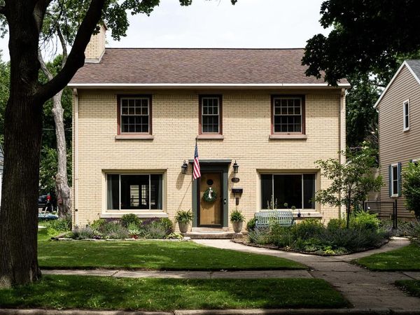 2756 N 87th STREET, Milwaukee, WI 53222