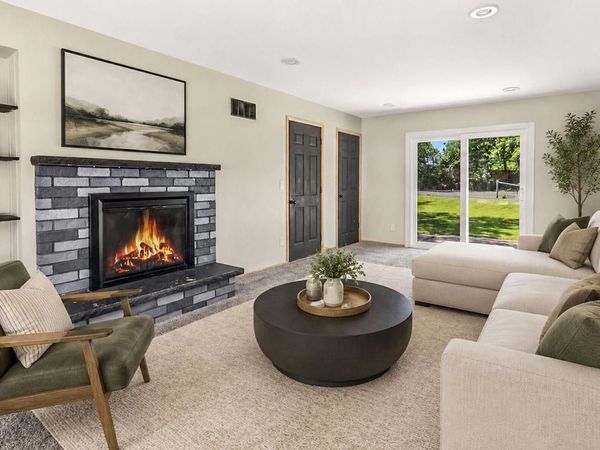 103 Debbie COURT, Waukesha, WI 53189