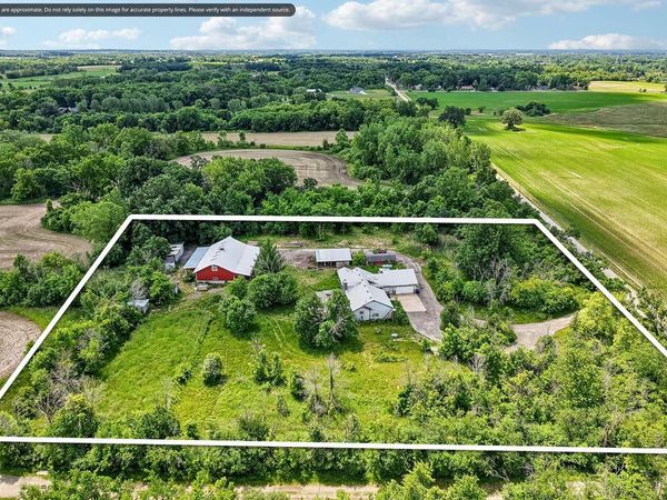 W151S9940 Thode DRIVE, Muskego, WI 53150