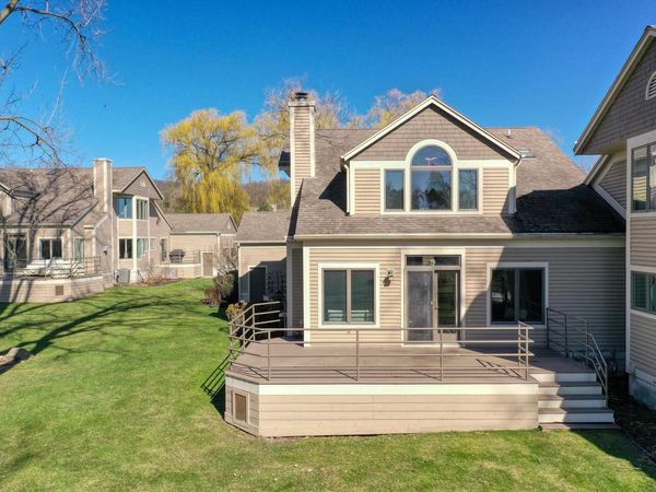 W304N2356 N Westwind DRIVE, Unit 6A, Pewaukee, WI 53072