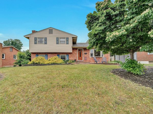 5733 Sierra DR, Roanoke, VA 24012