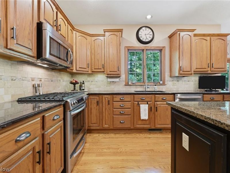 1221 Ty Drive, Medina, OH 44256 Photo 11