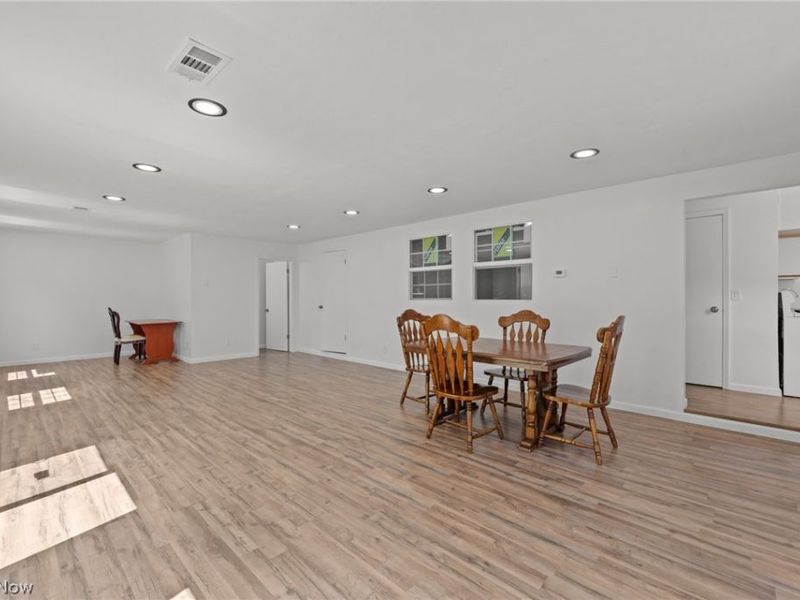4147 Black River Circle, Lorain, OH 44055 Photo 6