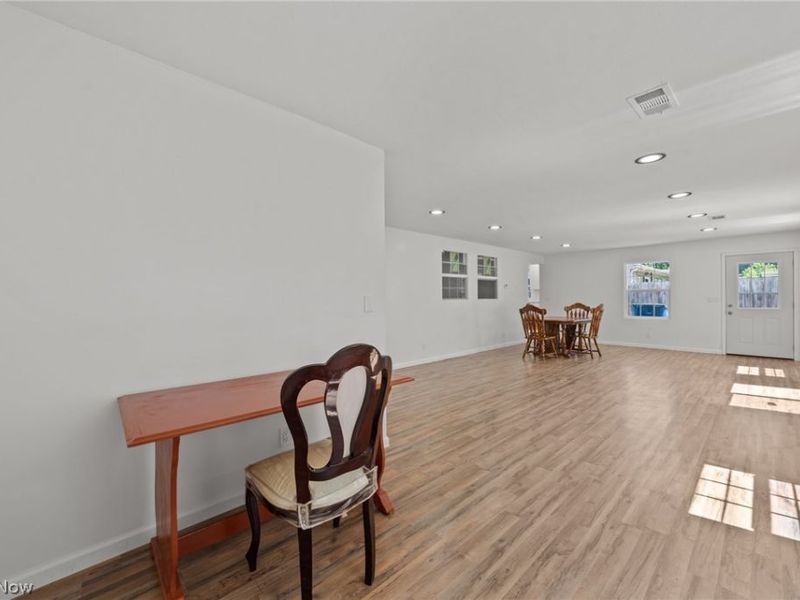 4147 Black River Circle, Lorain, OH 44055 Photo 7