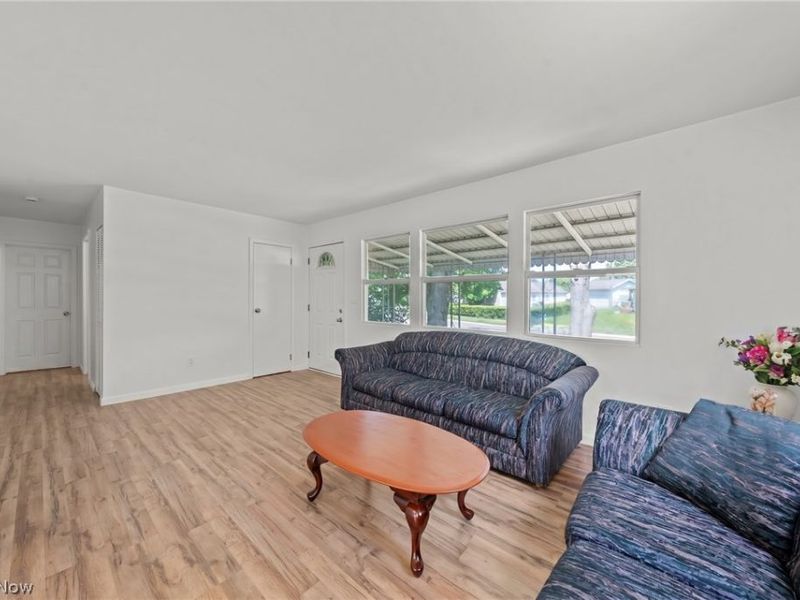 4147 Black River Circle, Lorain, OH 44055 Photo 9