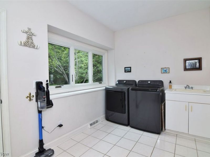 13540 Ledgebrook Lane, Chagrin Falls, OH 44022 Photo 21