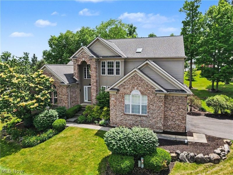 532 Covington Lane, Chagrin Falls, OH 44023 Photo 2